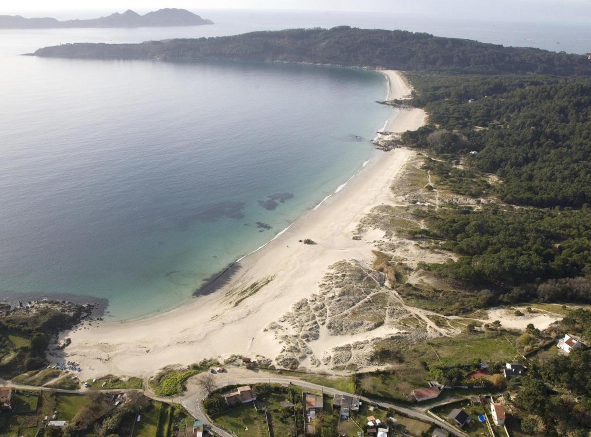 Cabana Rustica En Plena Naturaleza En Playa De Nerga, Ria De Vigo, Hio Luaran gambar